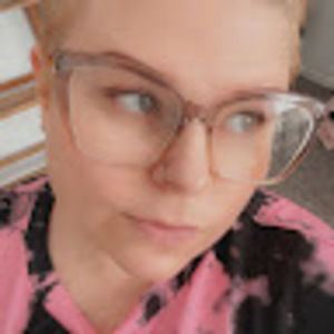 Meet your Posher, April